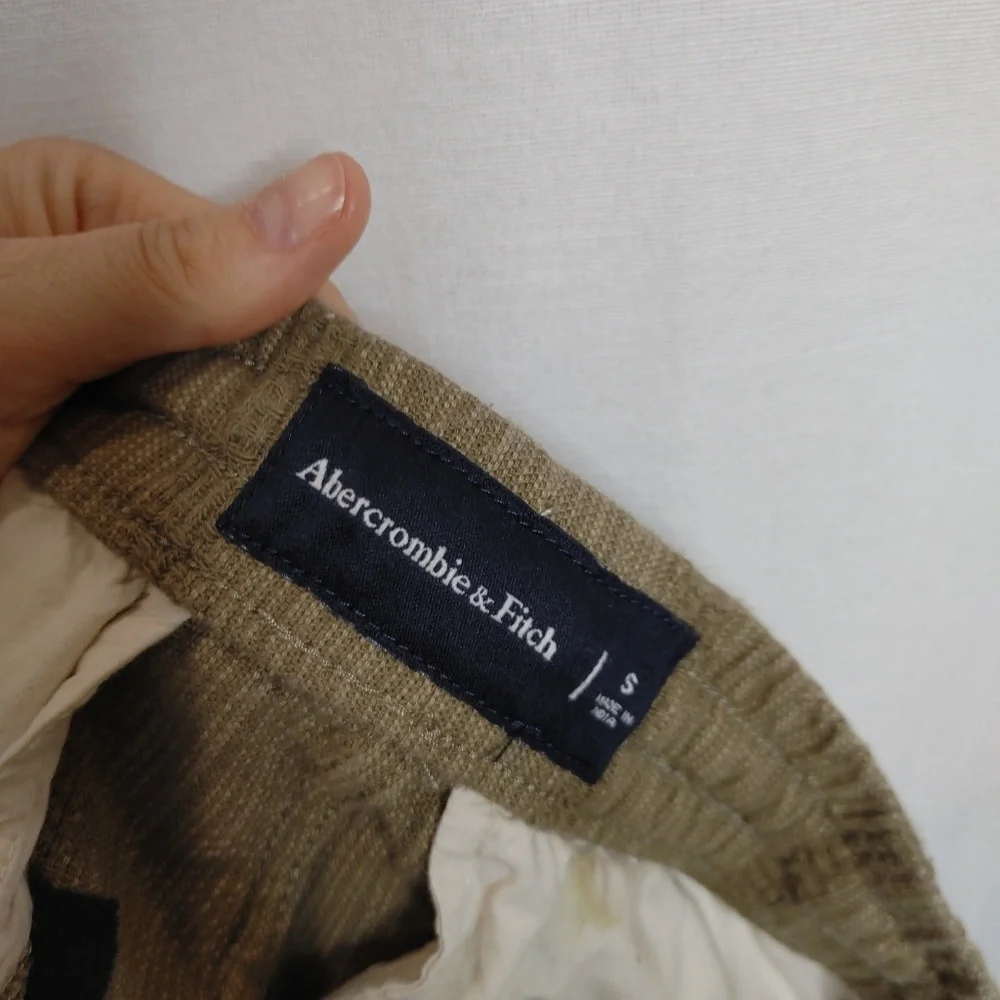 Abercrombie & Fitch Seersucker Pull-On Short Olive Green Stripe‎ 6